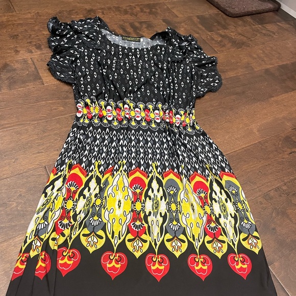 Black summer dress with red, white and yellow motifs. - Picture 3 of 7